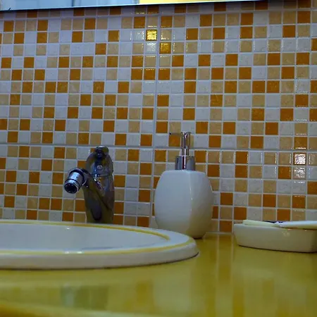 Arte & Mare 住宿加早餐酒店 帕蒂